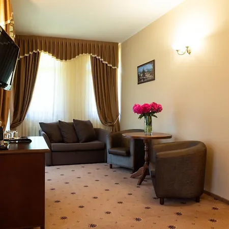 Grand Pylypets Hotel 4*