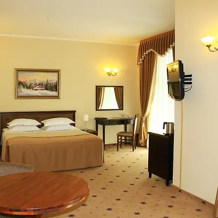 Hotel Grand Pylypets Pilipets