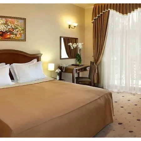 Grand Pylypets Hotell Pilipets