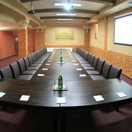 Hotel Grand Pylypets 4*