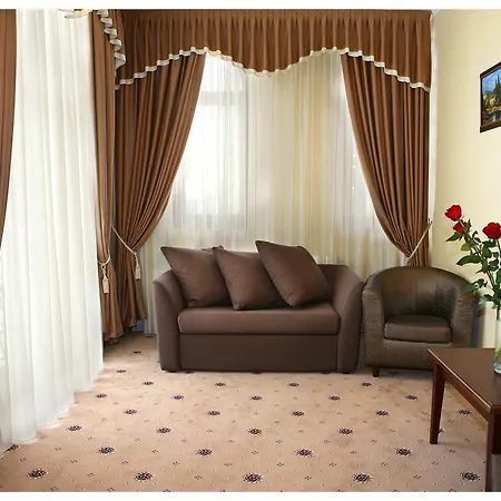 гранд 4* Пилипец