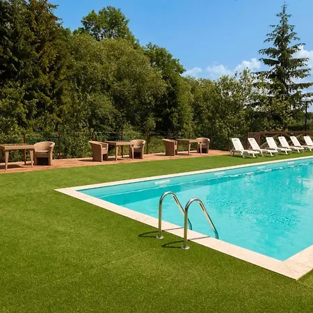 Отель гранд