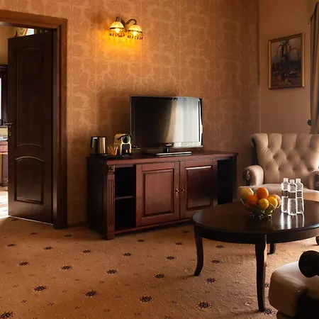 Отель гранд 4*